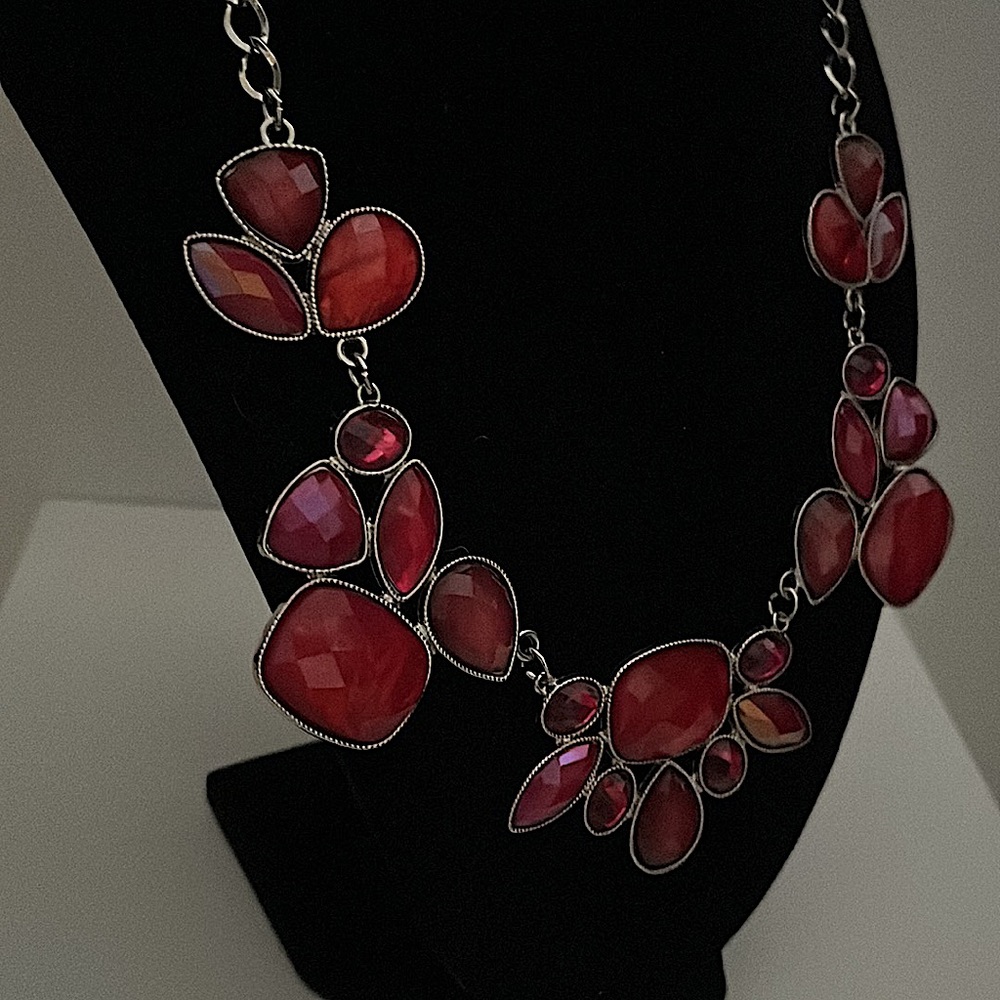 Valentines Accessory - Picture 6 of 6